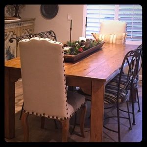 Pottery Barn Farm Table  in excellent condition